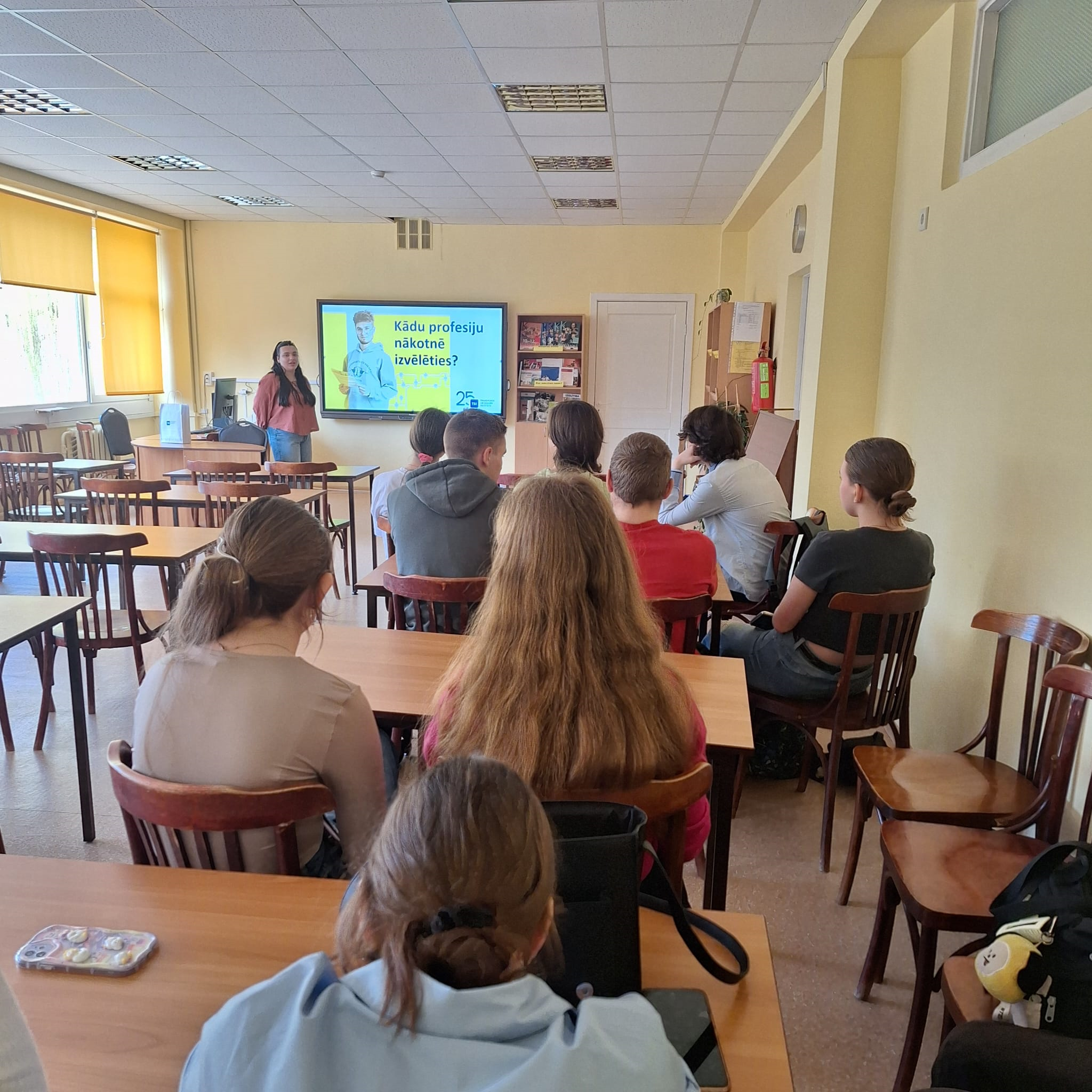 Vidusskolēnu tikšanās ar Transporta un Sakaru institūta (TSI) pārstāvjiem